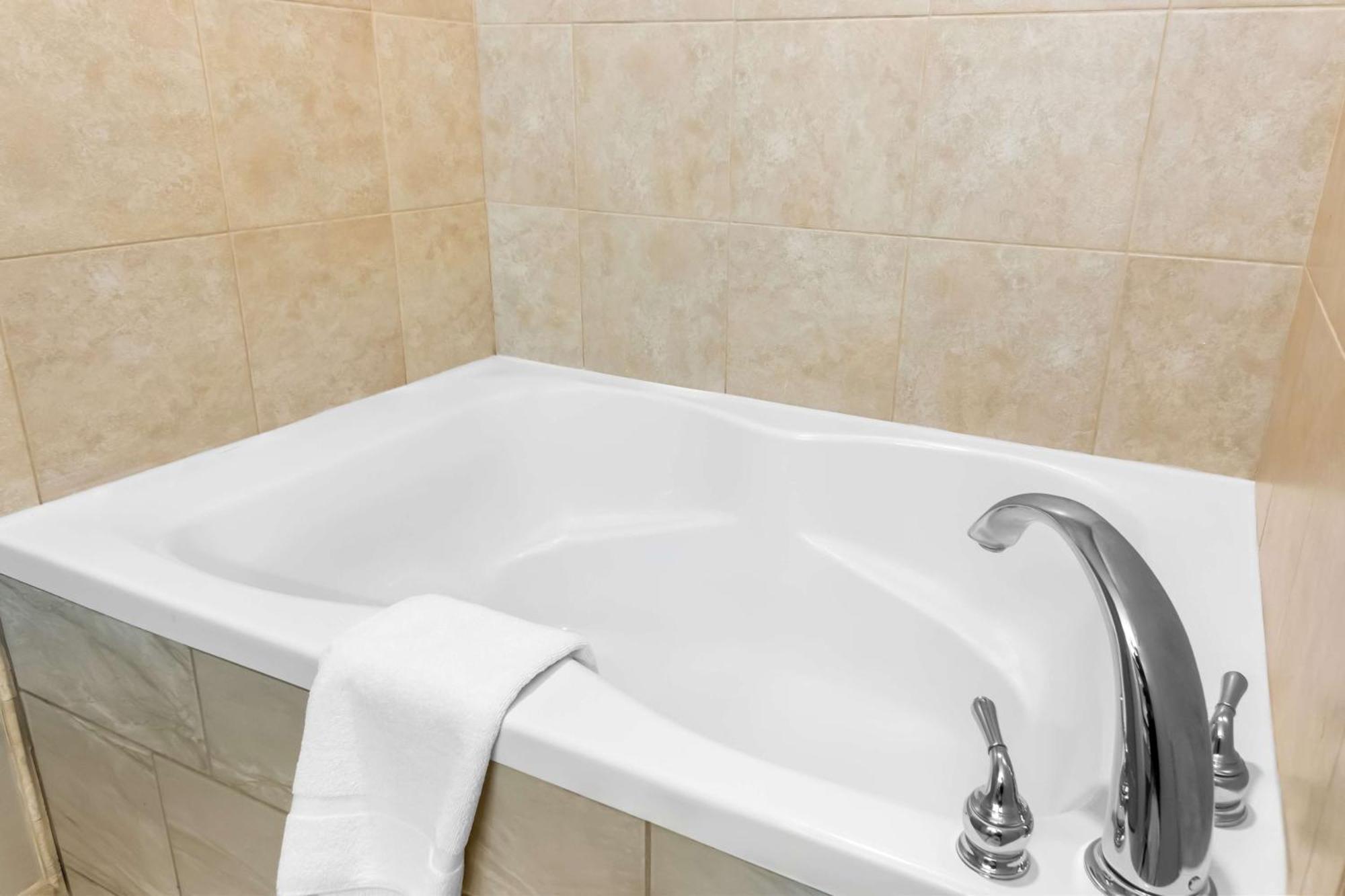 Big Country Hotel & Suites, Surestay Collection By BW AbileneAbilene  Kültér fotó
